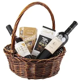 Καλαθι δώρου με Κρασιά και Σοκολάτες 750 ml