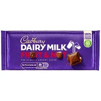 Cadbury Σοκολάτα Dairy Fruit & Nut 110gr