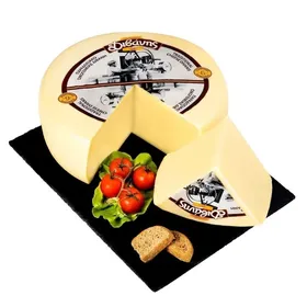 ημίσκληρο τυρί Τρικάλων