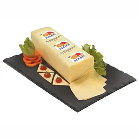 Παραδοσιακό τυρί ημίσκληρο ελληνικό