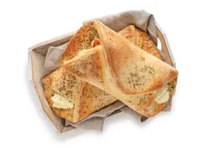 Μπριός με τυρί και τομάτα 150 g
