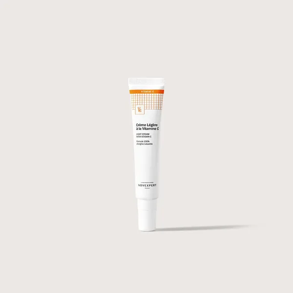 NOVEXPERT Ελαφριά Κρέμα Προσώπου με Βιταμίνη C 40 ml