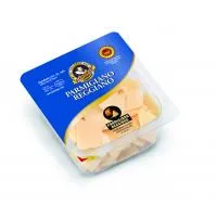 Νιφάδες Παρμεζάνας Parmigiano Reggiano σε τάπερ Boni 100g