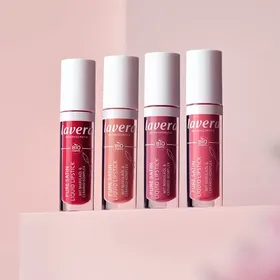 LAVERA Pure Satin Βιολογικό Υγρό Κραγιόν - Wild Mauve 03