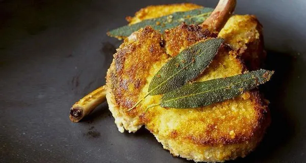 ALLA MILANESE Κοτολέτα Κοτόπουλο Τύπου Μιλανέζε