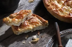 Χωριάτικη τυρόπιτα