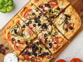 Pizza χωριάτικη