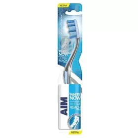 AIM Οδοντόβουρτσα White Now Ultrareach Μέτρια